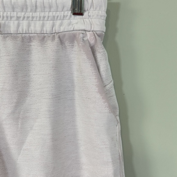 Lululemon Softstreme High Rise 4 inch Shorts Pink Stretch Pockets Sz 4 - Picture 4 of 9